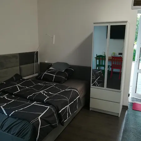 Apartment Mirabella 1 *