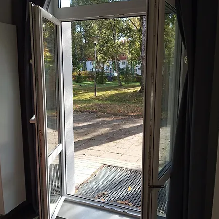 アパート Mirabella 1 コウォブジェク